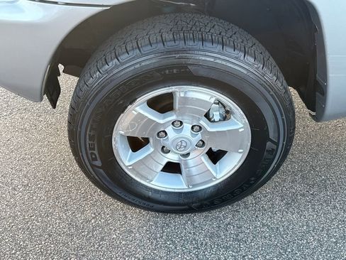 Used 2015 Toyota Tacoma 4x4 Access Cab V6 image 38