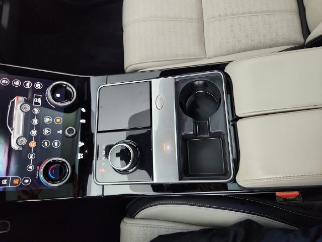 Used 2018 Land Rover Range Rover Velar AWD/4WD image 48
