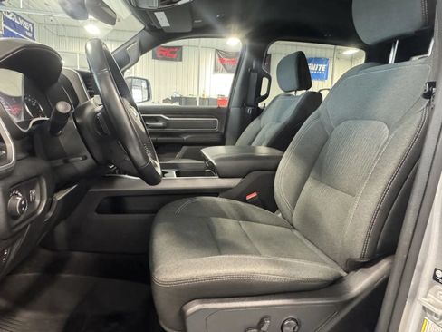 Used 2022 RAM 1500 Big Horn AWD/4WD image 10