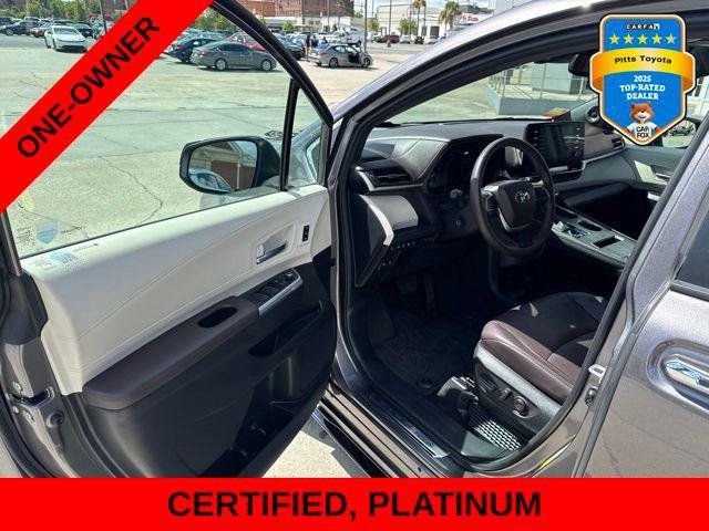 Certified 2023 Toyota Sienna Platinum FWD image 9