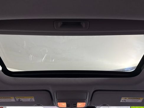 Used 2021 Honda CR-V Touring image 27