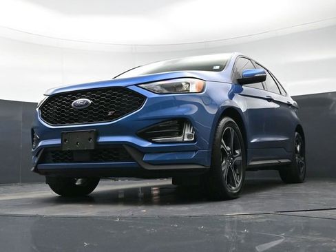 Used 2019 Ford Edge ST w/ Convenience Package image 32