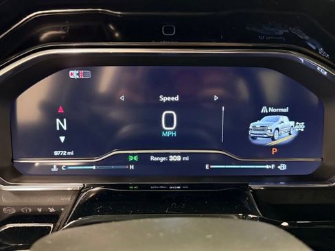 Used 2024 Chevrolet Silverado 1500 High Country w/ High Country Premium Package image 13