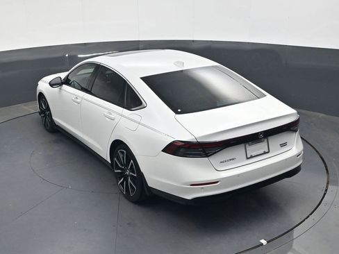 Used 2024 Honda Accord Touring image 22