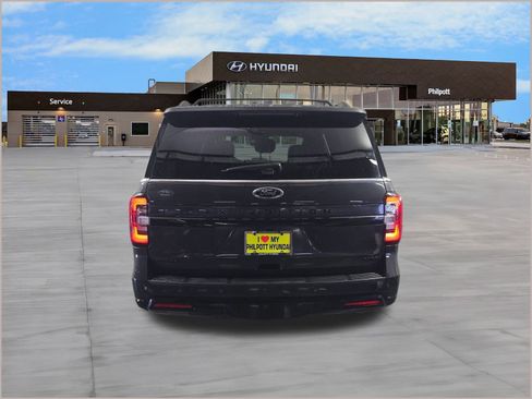 Used 2022 Ford Expedition Max Limited image 7