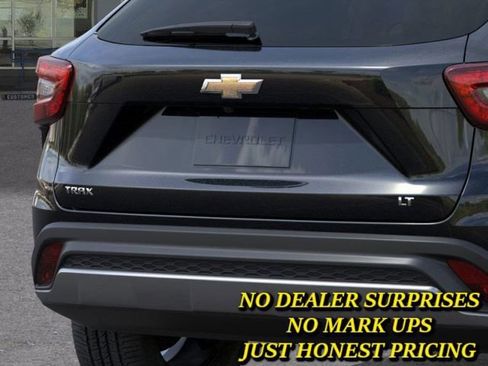 New 2026 Chevrolet Trax LT image 14