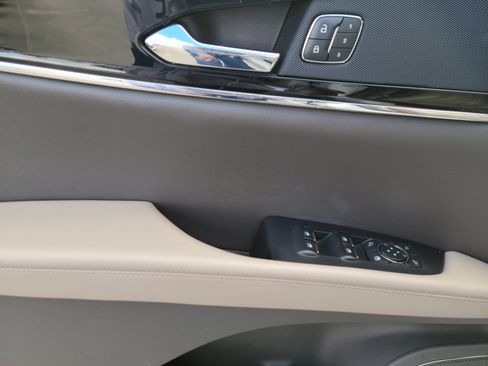 Used 2019 Lincoln MKC Reserve FWD image 19