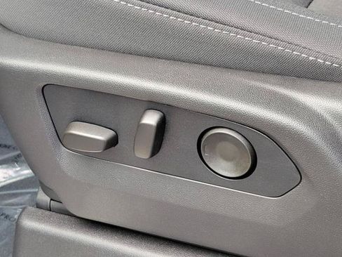 New 2026 Chevrolet Silverado 1500 LT AWD/4WD image 9