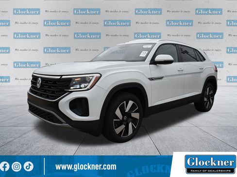 Used 2025 Volkswagen Atlas Cross Sport SE image 1