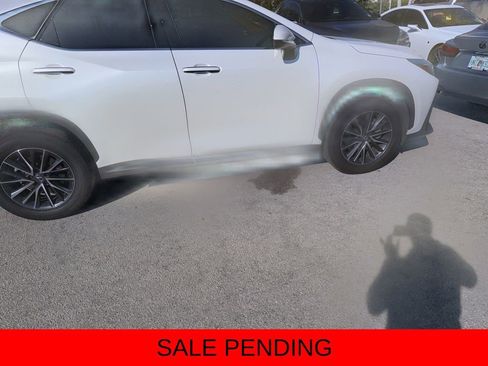 Certified 2025 Lexus NX 250 FWD w/ Towing Package (2000 Lbs) image 5