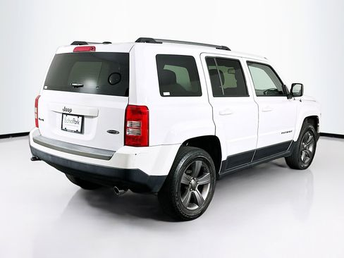 Used 2017 Jeep Patriot Sport w/ Power Value Group AWD/4WD image 9