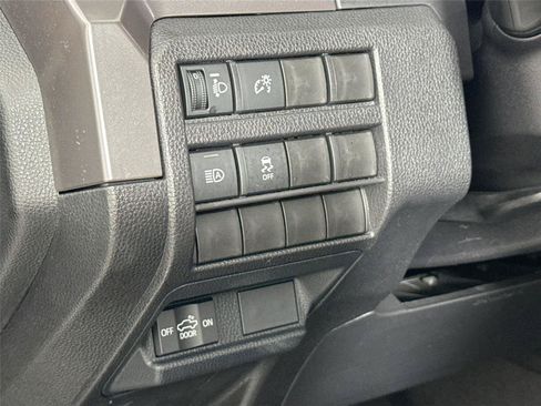 Certified 2026 Toyota Tacoma TRD Off-Road AWD/4WD image 15