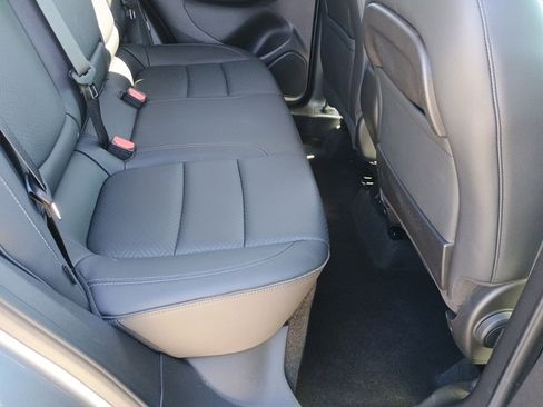 Used 2020 Buick Encore GX Essence w/ Experience Buick Package image 20