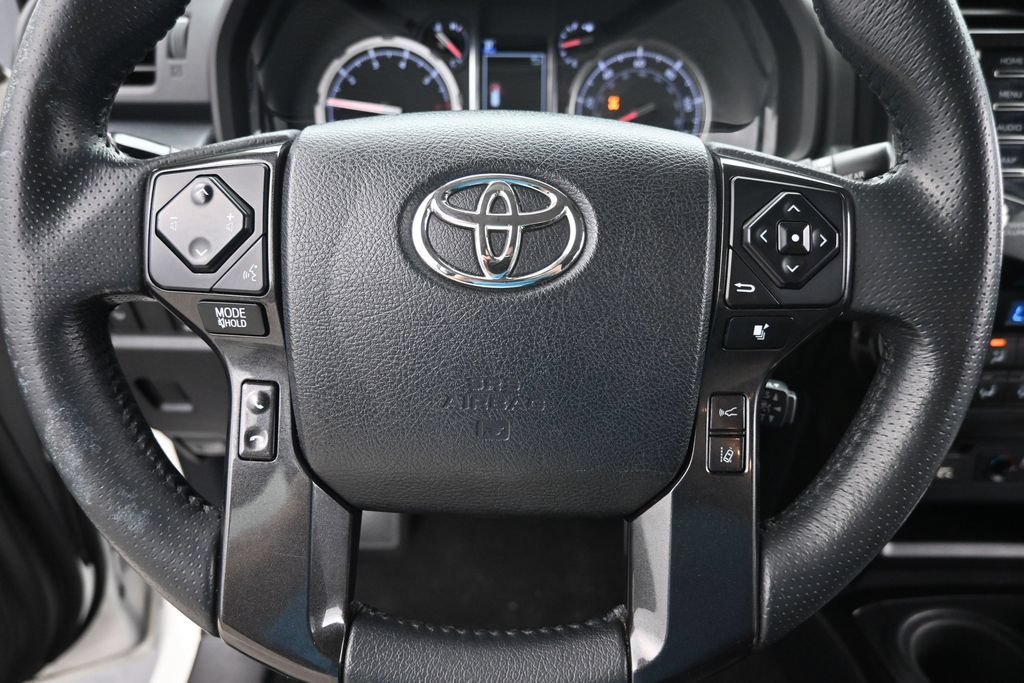 Used 2021 Toyota 4Runner Nightshade AWD/4WD image 15