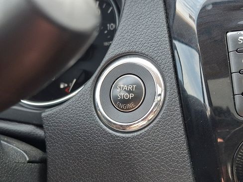 Used 2014 Nissan Rogue SL w/ SL Premium Package AWD/4WD image 26