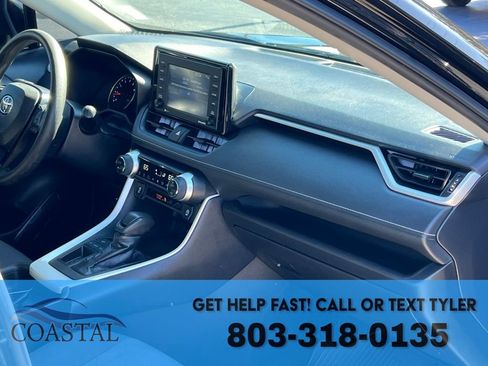 Used 2021 Toyota RAV4 XLE image 24
