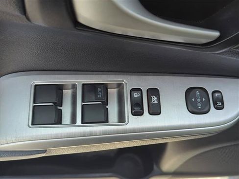Used 2014 Toyota Camry SE FWD image 8