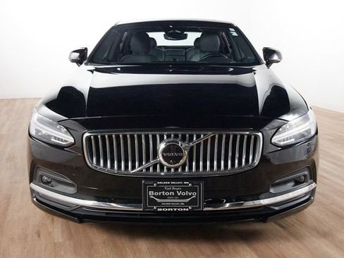 Certified 2023 Volvo S90 B6 Ultimate AWD/4WD image 2