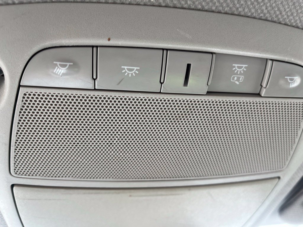 Used 2015 Nissan Sentra SV FWD image 20