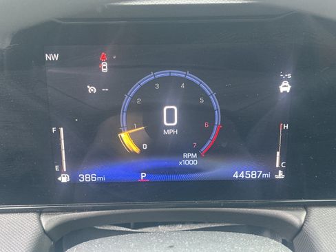 Used 2025 Chevrolet TrailBlazer LT FWD image 26
