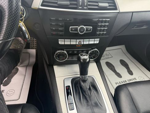 Used 2013 Mercedes-Benz C 300 Sport image 17