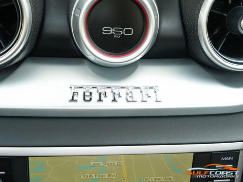 Used 2015 Ferrari California T image 16