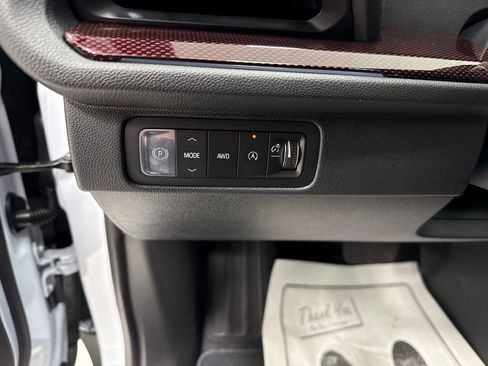 New 2026 Chevrolet Traverse Z71 image 24