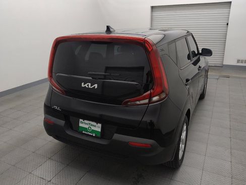 Used 2022 Kia Soul LX w/ Technology Package FWD image 7