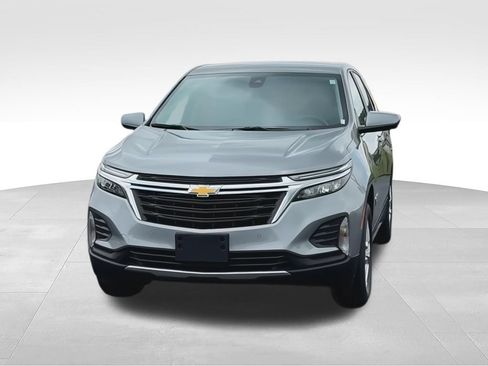 Used 2024 Chevrolet Equinox LT AWD/4WD image 3