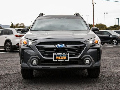 Used 2024 Subaru Outback Premium AWD/4WD image 2