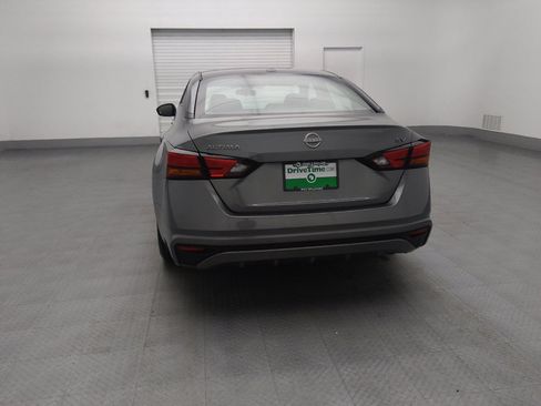 Used 2023 Nissan Altima 2.5 SV image 6