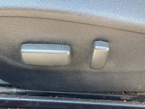 Used 2014 Chevrolet Camaro LT image 32