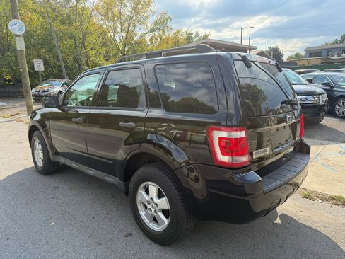 Used 2012 Ford Escape XLT AWD/4WD image 4