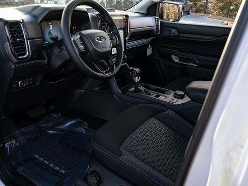 New 2025 Ford Ranger XLT w/ FX4 Off-Road Package AWD/4WD image 17