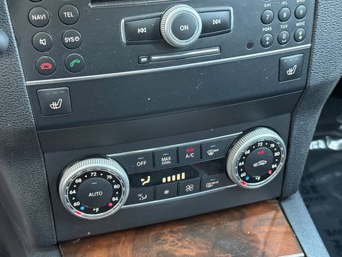 Used 2011 Mercedes-Benz GLK 350 GLK 350 image 19