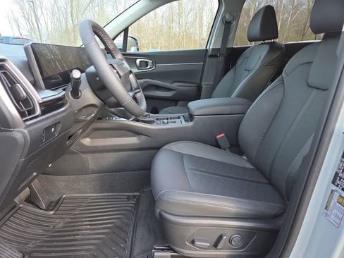 New 2026 Kia Sorento S image 5