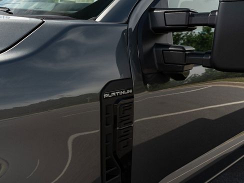 New 2026 Ford F250 Platinum w/ FX4 Off-Road Package AWD/4WD image 10