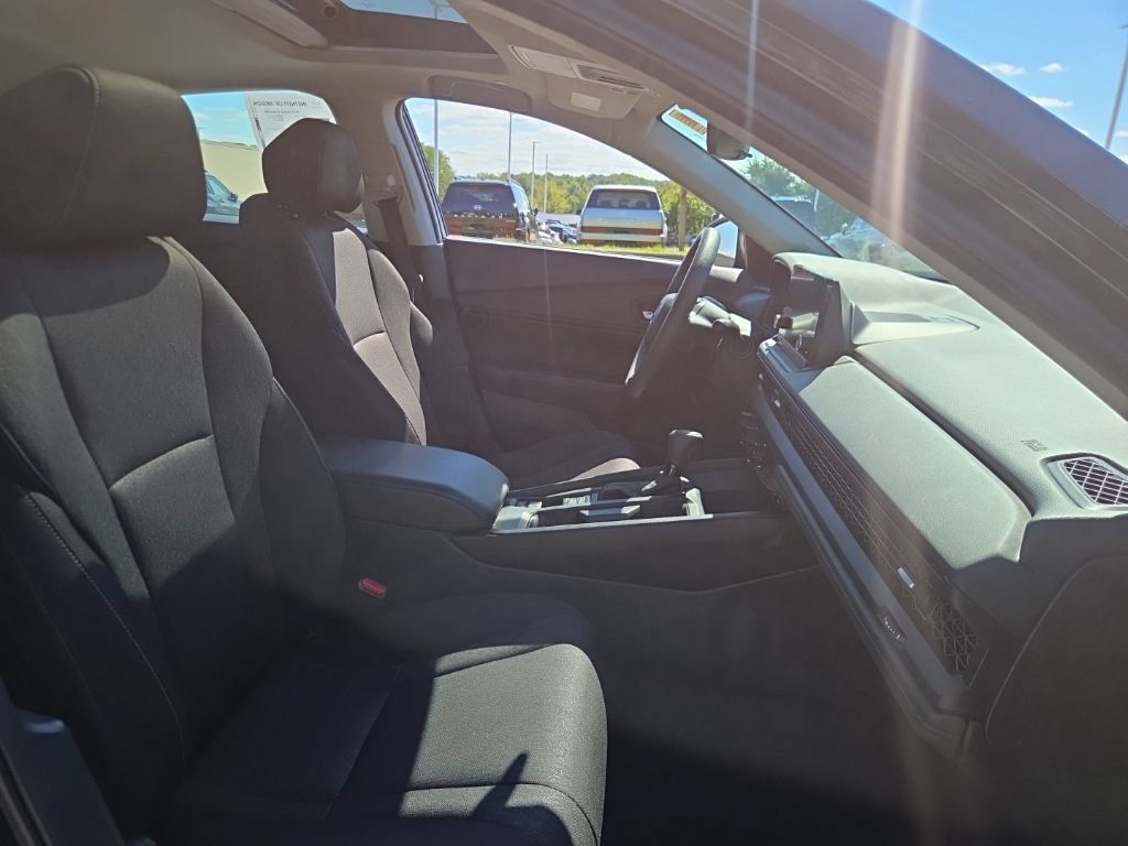 Used 2024 Honda Accord EX image 16
