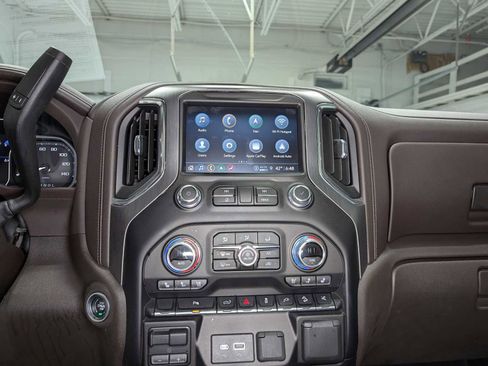 Certified 2022 GMC Sierra 1500 Denali w/ Denali Premium Package image 38
