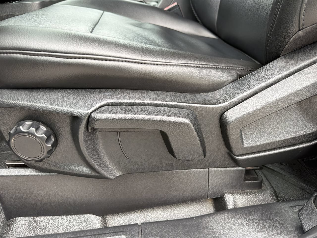 Used 2019 Ford Ranger XL w/ Bed Utility Package RWD image 19