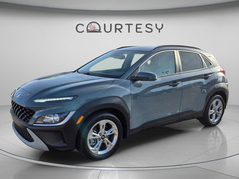 Certified 2022 Hyundai Kona SEL w/ Cargo Package AWD/4WD image 1