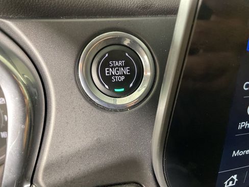 Used 2024 Chevrolet Blazer LT image 30