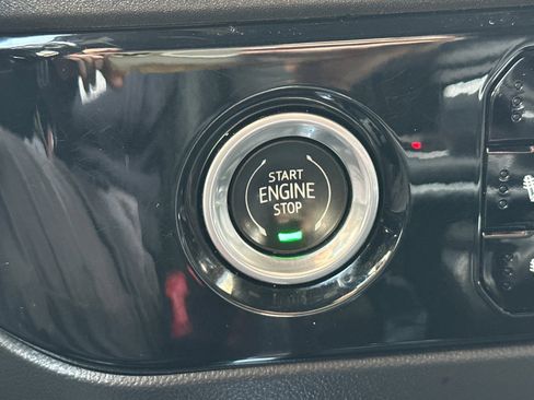 Certified 2023 GMC Sierra 1500 SLT w/ SLT Premium Package image 30