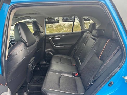 Used 2019 Toyota RAV4 Adventure image 12
