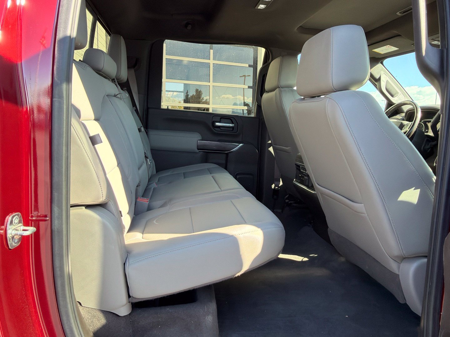 Used 2020 Chevrolet Silverado 2500 LTZ w/ LTZ Premium Package AWD/4WD image 18
