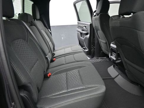 New 2026 RAM 1500 Big Horn AWD/4WD image 18