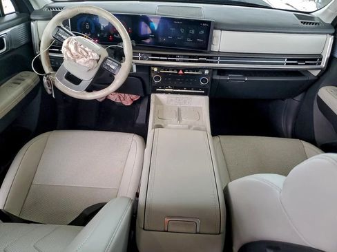 Used 2025 Hyundai Santa Fe SEL image 8