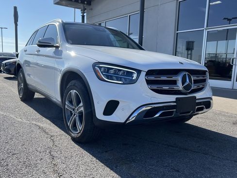 Used 2022 Mercedes-Benz GLC 300 4MATIC image 1
