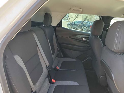 Used 2024 Chevrolet TrailBlazer LS image 9