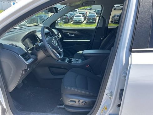 Used 2024 GMC Terrain SLE w/ Driver Convenience Package AWD/4WD image 7